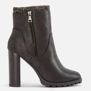 Heeled booties